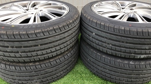 ほぼ新品タイヤ 7.5J 5H P.C.D:114.3 INSET:55 バドックス(BADX) ロクサーニ テンペストタービンRE ガンメタ ポリッシュ 225-45-19