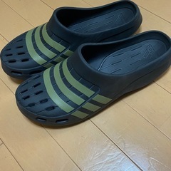 中古　adidas サンダル　サイズ(29.0〜30.0)位の画像