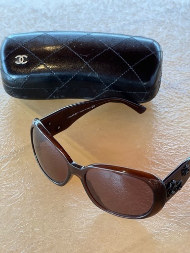 CHANEL サングラス　カメリア