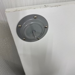 ホワイトフリーデスク アジャスター付の画像