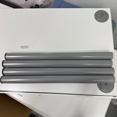 ホワイトフリーデスク アジャスター付の画像