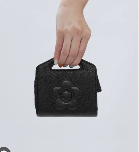 MARY QUANT ハンドル付き2WAYショルダーウォレット 新品ブラック