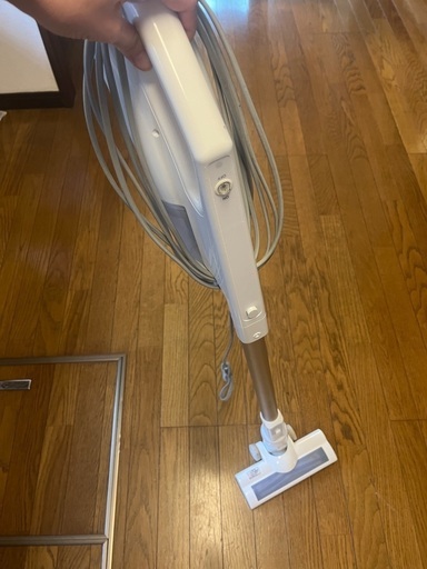 ニトリのスティッククリーナーEA611SC