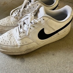 NIKE スニーカー　30