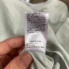 GU ジーユー　コラボ　サンリオ　シナモンロール　シナモロール　長袖　Tシャツの画像