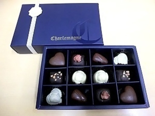 シャルルマーニュ　プラリネセレクション　10箱ロット