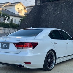 【自社ローン○】レクサス LS460 バージョンC-I 白革サンルーフ！の画像