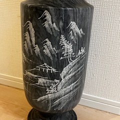 飾り壺　大理石　花瓶　の画像