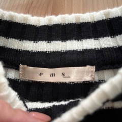 美品 ボーダー ニット ショート丈 フリーサイズの画像