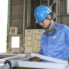 京王グループ企業／検診車・採血車・馬匹車等 特殊自動車製造の製造...