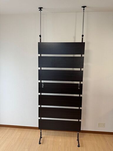 天井突っ張り パーテーション W80cm  x  D20cm(脚の部分) x H200〜270cm