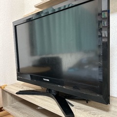 東芝　テレビ　32インチ