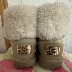 rady ビジュームートンブーツの画像