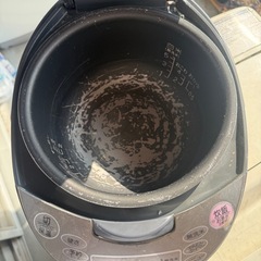 ご飯を炊く道具の画像