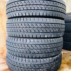 195/80/15LT冬ブリジストン