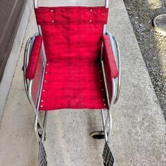 赤チェック車椅子