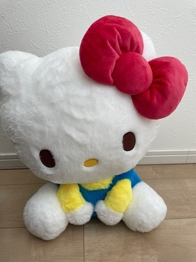 決まりました！BIG キティーちゃん　ぬいぐるみ