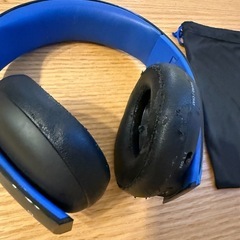 PS4純正ヘッドセットの画像