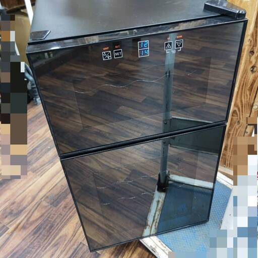 SIS■ペルチェ方式■タッチパネル式■24本収納■低消費電力■高性能■ワインクーラー/2ドアワインセラー■WCSIS-2469