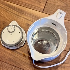 【ほぼ新品未使用】ティファール　電気ケトル1Lの画像