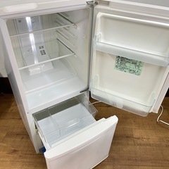 【値下げしました】【除菌済み】Panasonicパナソニック/冷凍冷蔵庫/NR-TB148W-HG/2015年製/動作確認済み/ボトムフリーザー型/２ドア/省エネ/エコ/コンパクト/低消費電力/人気のホワイト(白色)/学生/138L/単身用/新生活/大家族/一人暮らし/家電/電化製品/福岡市/糸島市/お買い替え対応/古い家電引取り処分可能/直接引取り/自社便配送可能 【JUN-PayPay】【クレジットカード･PayPay支払い可能】の画像