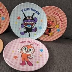 アンパンマンのプレート6枚セットの画像