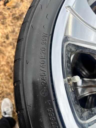 245/40R20アルミ付きタイヤ