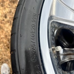 245/40R20アルミ付きタイヤの画像