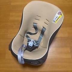チャイルドシートcombi 