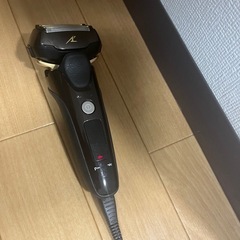 Panasonic 5枚刃電気シェーバー　ES-CLV7Bの画像
