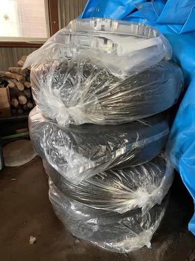 龍様確定　ハイエース　タイヤホイール4本セット