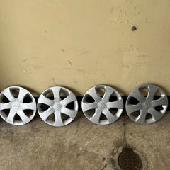 スズキ13インチホイールキャップの画像