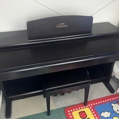 電子ピアノ　　鍵盤1音の戻りが悪いためジャンク品として