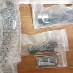 【受渡し決定】marantz マランツ USBコンデンサーマイク M4U デスクスタンド付の画像