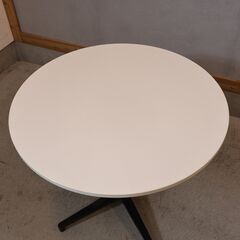 vitra ヴィトラ ビストロテーブル ラウンド ホワイト 美品 Vitra(ヴィトラ)社のBistro table(ビストロテーブル) ホワイト