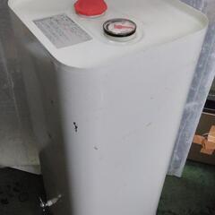 灯油タンク ⭐ 90L ⭐ 中古品 4000円 ⑤の画像