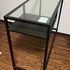 IKEA イケア ガラステーブルの画像