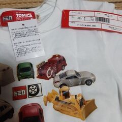 ⑤100cm 未使用トミカティーシャツ売ります。