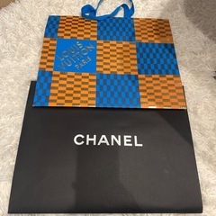 CHANEL ルイビトン　ブランド　ショップ　袋