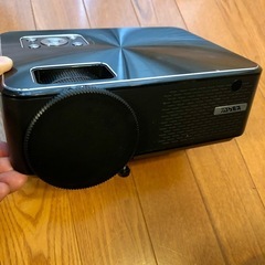 Yaber ヤバー/プロジェクター/Y60の画像