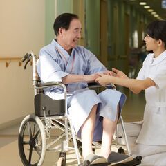 有料老人ホームの介護スタッフ◆介護福祉士1,900円、初任…