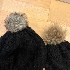 ニット帽　親子ペアの画像