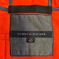 値下しました　TOMMY HILFIGER フード付きキルティングジャケットの画像