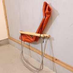 50年経った今も愛され続けている、新居 猛デザインのニーチェアーエックス ロッキング(NY CHAIR X Rocking)です。折り畳みも可能でゆったりとした座り心地はラウンジチェアーとしても♪の画像