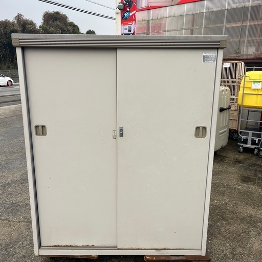 ☆中古品イナバ物置スリムマンMG-09c型 2枚扉幅135cm 奥行71cm