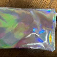 【新品未使用】シルバー　ポーチの画像