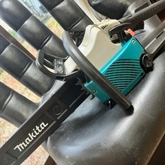 マキタチェンソー 、MDE400エンジン式の画像