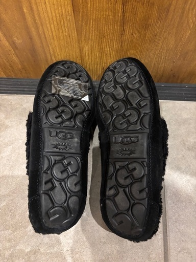 【新品】UGG アンスレー ブレイド ブラック スエードファー モカシン ローファー レディース JP23