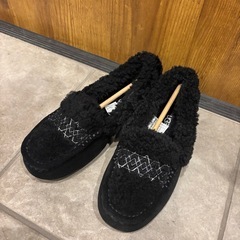 【新品】UGG アンスレー ブレイド ブラック スエードファー モカシン ローファー レディース JP23