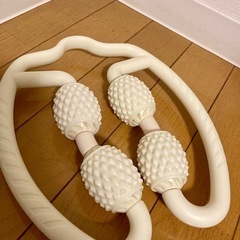 むくみ解消マッサージ ローラー 脚 太もも 首 腕 筋膜 リリー...